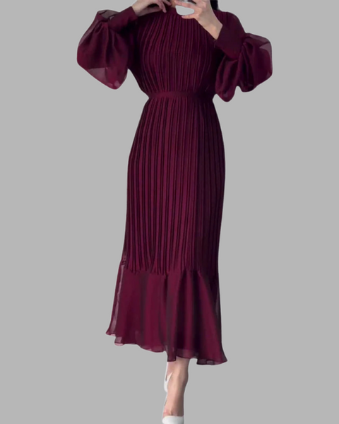 Torill | Elegant og tidløs plisserte kjole