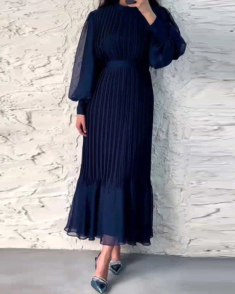 Torill | Elegant og tidløs plisserte kjole